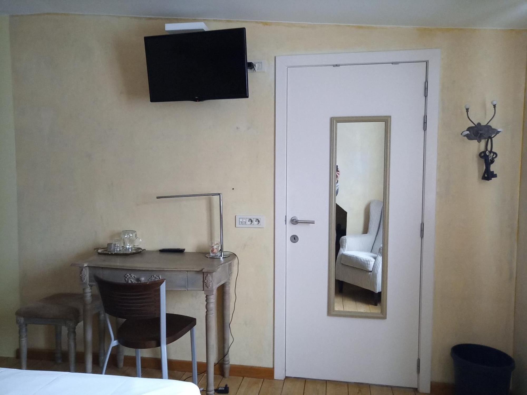 Focus Hotel Кортрейк Екстер'єр фото