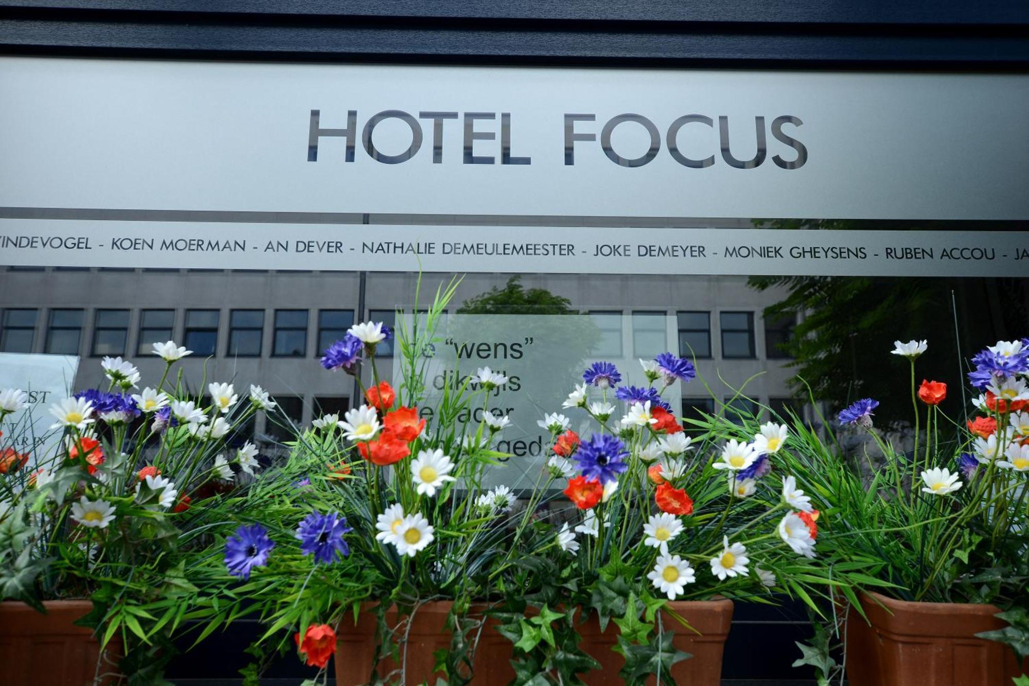 Focus Hotel Кортрейк Екстер'єр фото